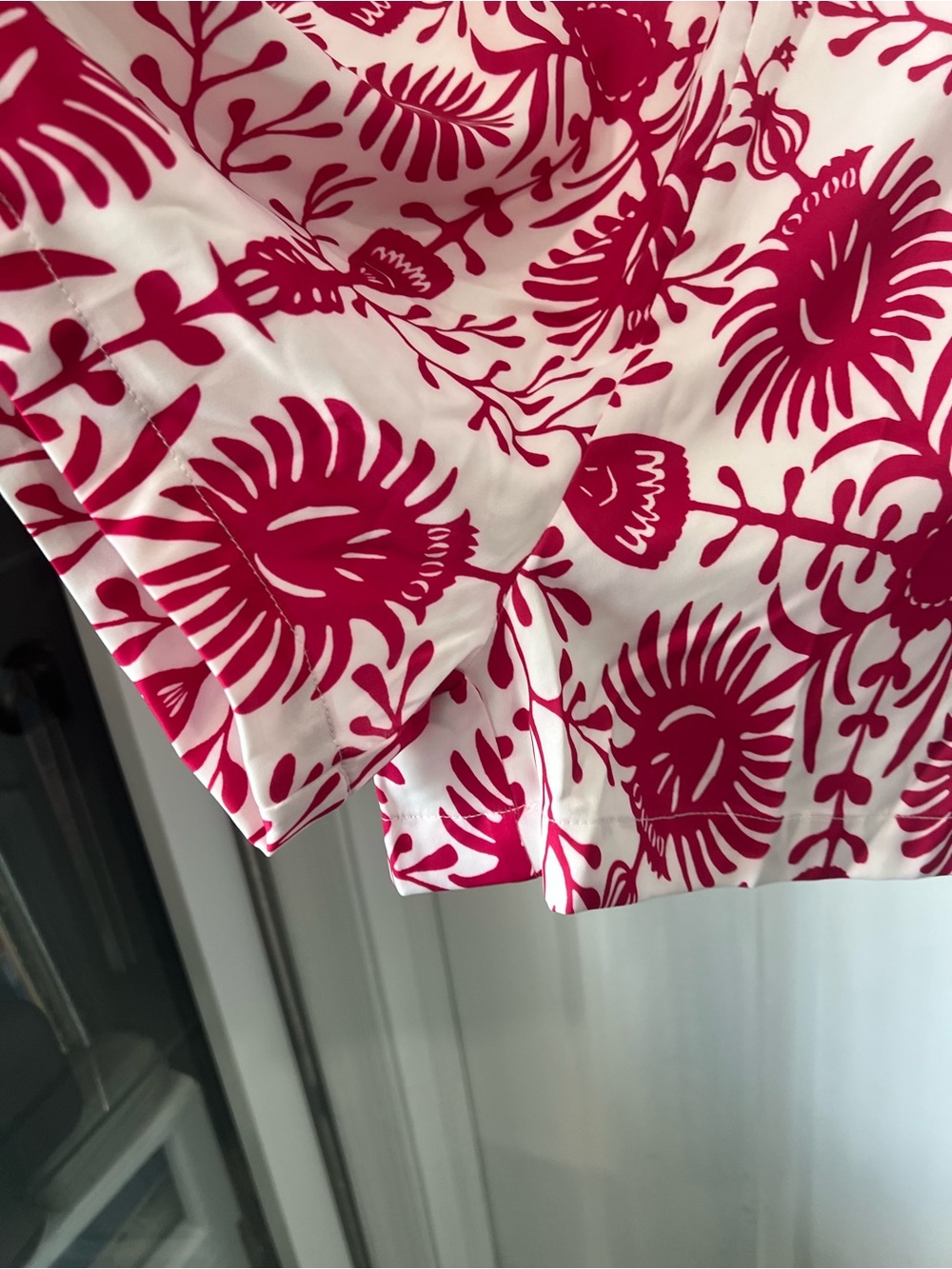 White and Fuchsia Floral V-Neck Short Dress Perfect condition!!! - Picture 5 of 5